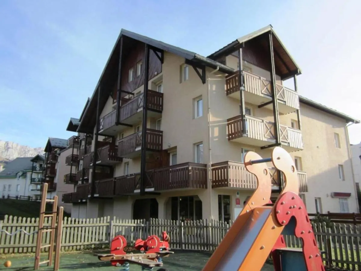 Apartment Studio Cabine Renove 24M², 4 Personnes, Centre De Villard-De-Lans, Proche Commodites Et Navettes - Fr-1-689-28